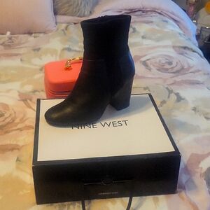 Nine west boot(ies)